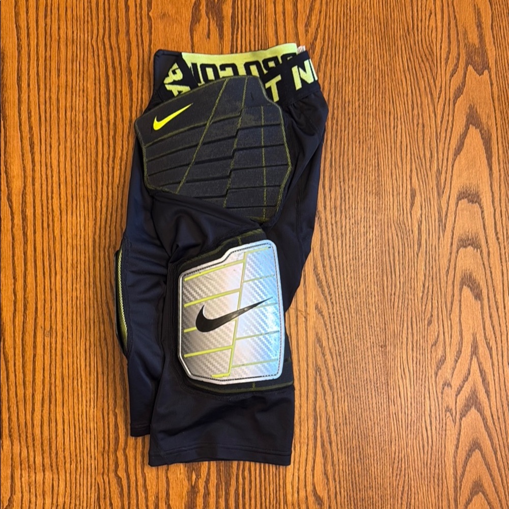 Nike Pro Combat football girdle black with pads XXL